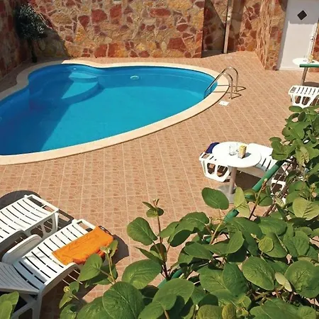 Holiday In Peroj Istrien 34170 Nyaraló *